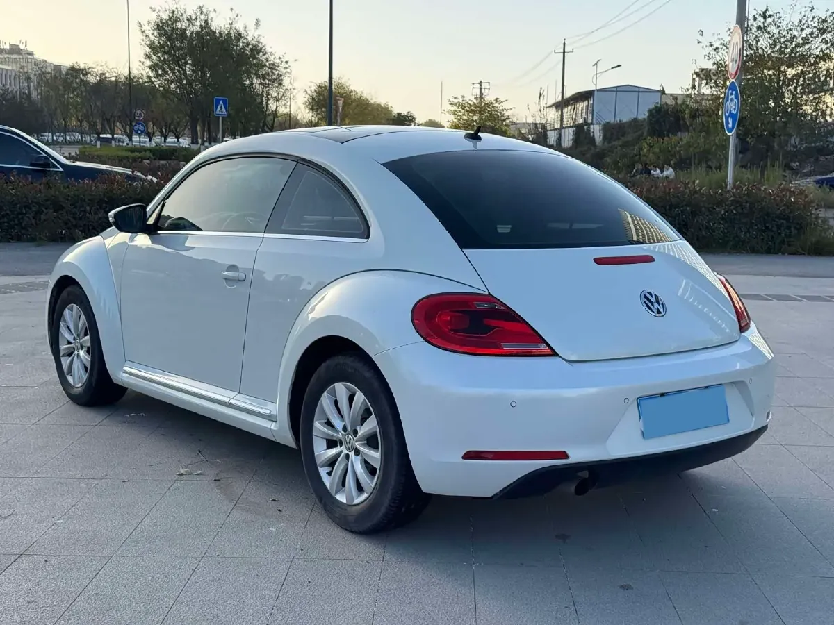 2013 Volkswagen Beetle 1.2T 105HP L4 7DCT,autocango,china used car exporter,china ev exporter,chinese used car exporter,chinese used ev exporter
