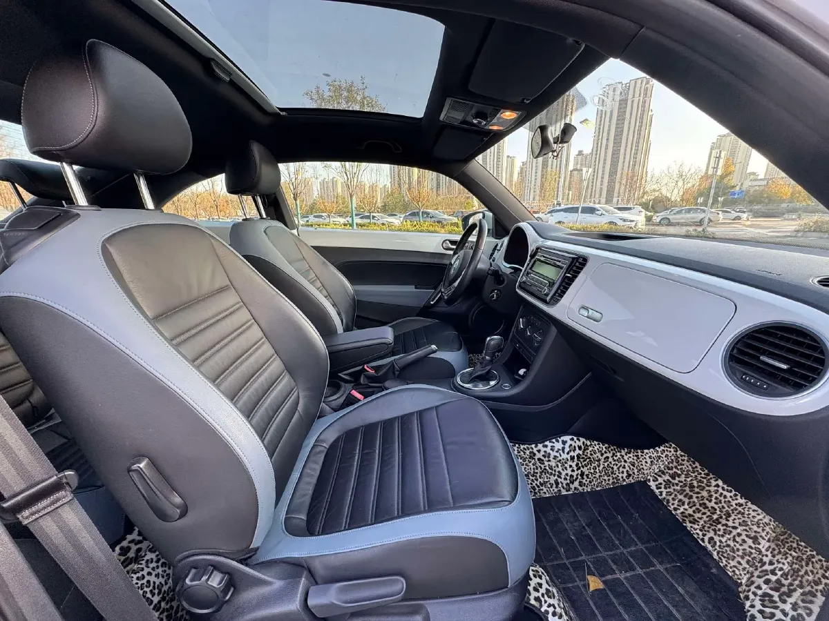 2013 Volkswagen Beetle 1.2T 105HP L4 7DCT,autocango,china used car exporter,china ev exporter,chinese used car exporter,chinese used ev exporter
