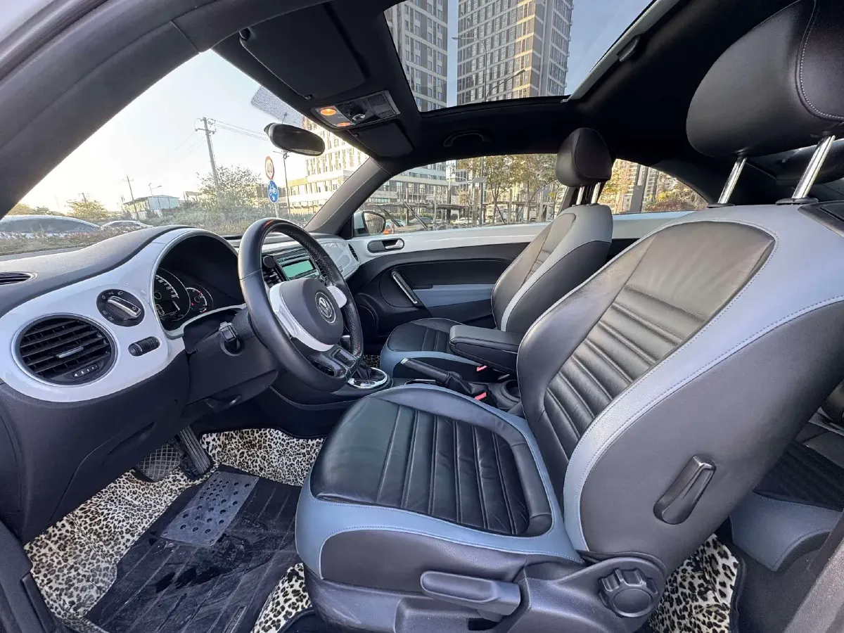 2013 Volkswagen Beetle 1.2T 105HP L4 7DCT,autocango,china used car exporter,china ev exporter,chinese used car exporter,chinese used ev exporter