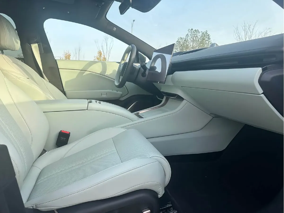 2025 Zeekr 007 BEV 75KWH,autocango,china used car exporter,china ev exporter,chinese used car exporter,chinese used ev exporter