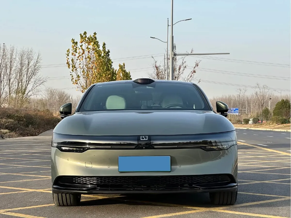 2025 Zeekr 007 BEV 75KWH,autocango,china used car exporter,china ev exporter,chinese used car exporter,chinese used ev exporter