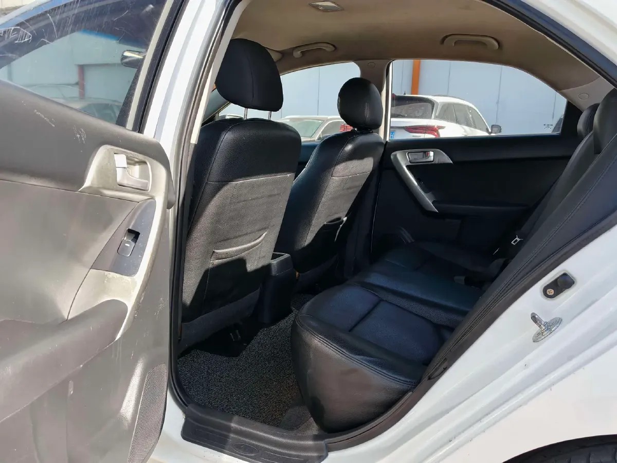 2014 Kia Forte 1.6L 123HP L4 5MT,autocango,china used car exporter,china ev exporter,chinese used car exporter,chinese used ev exporter