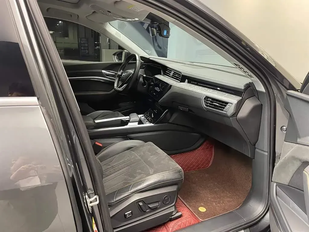 2021 Audi e-tron BEV 96.7KWH,autocango,china used car exporter,china ev exporter,chinese used car exporter,chinese used ev exporter