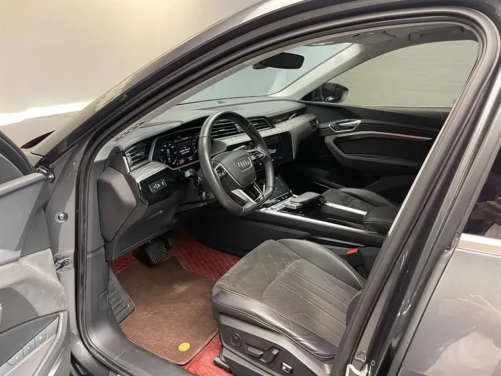 2021 Audi e-tron BEV 96.7KWH,autocango,china used car exporter,china ev exporter,chinese used car exporter,chinese used ev exporter