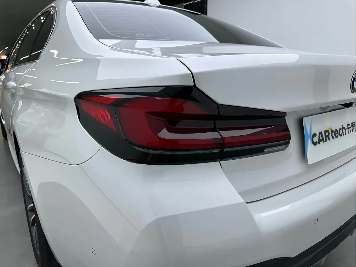 2022 BMW 5 Series 2.0T 184HP L4 8AT,autocango,china used car exporter,china ev exporter,chinese used car exporter,chinese used ev exporter