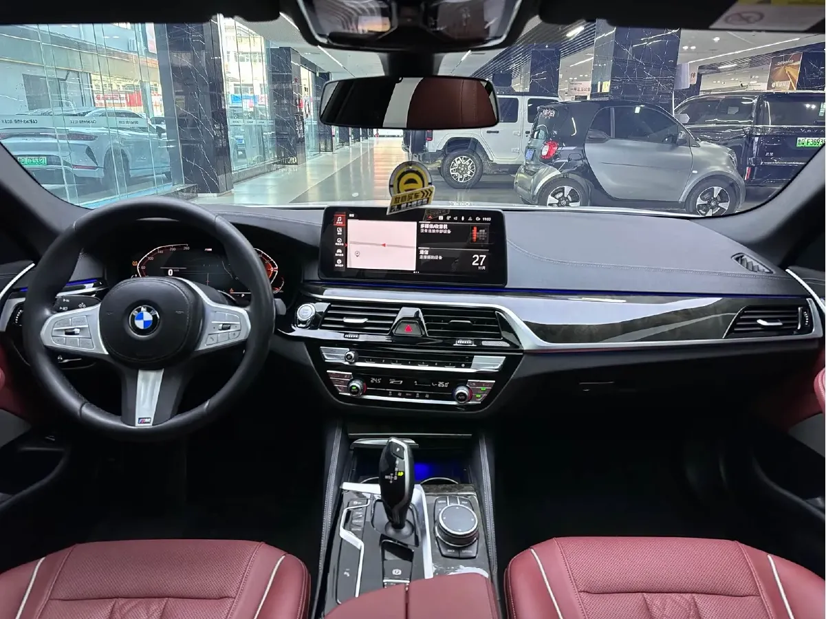 2022 BMW 5 Series 2.0T 184HP L4 8AT,autocango,china used car exporter,china ev exporter,chinese used car exporter,chinese used ev exporter