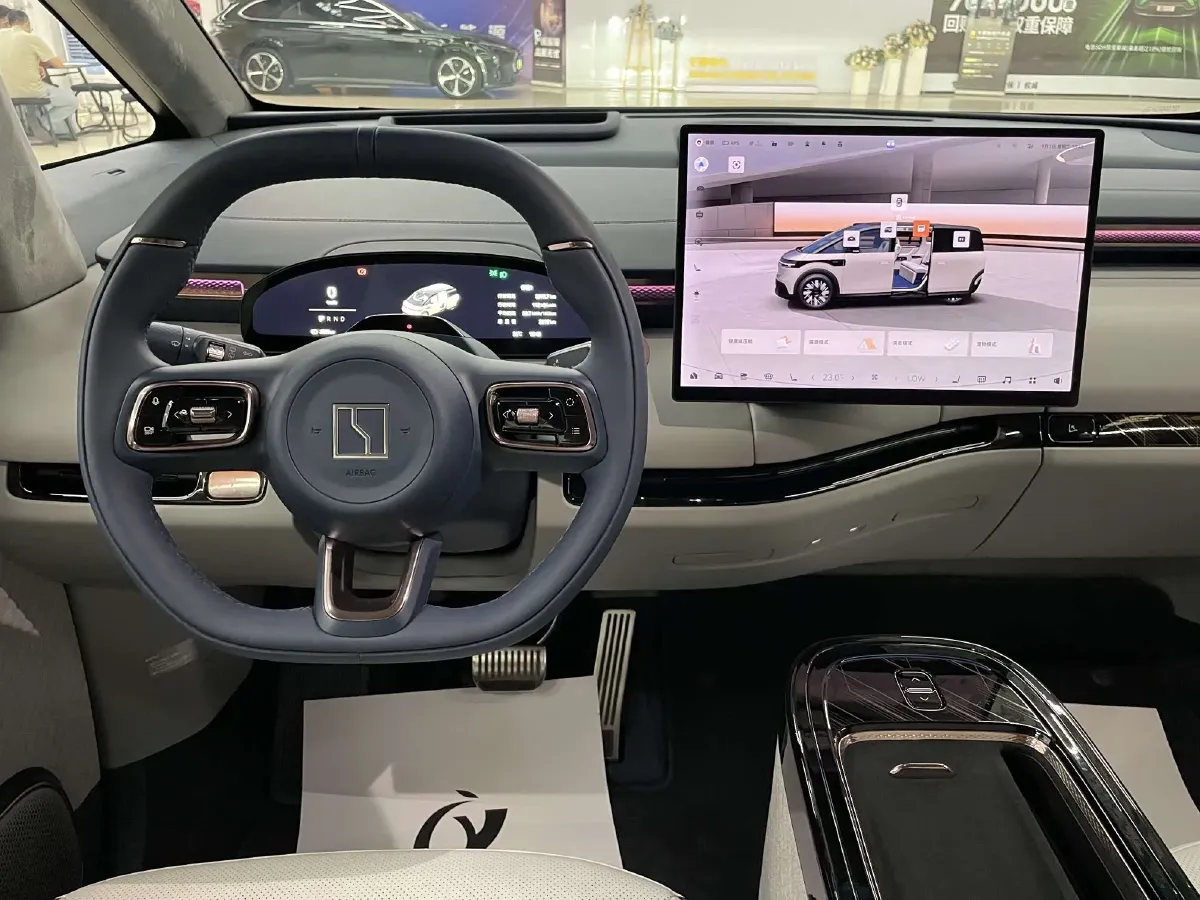 2025 Zeekr MIX BEV 102KWH,autocango,china used car exporter,china ev exporter,chinese used car exporter,chinese used ev exporter