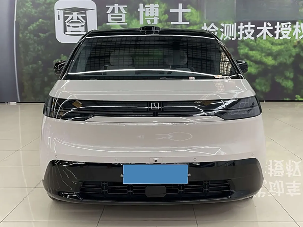2025 Zeekr MIX BEV 102KWH,autocango,china used car exporter,china ev exporter,chinese used car exporter,chinese used ev exporter