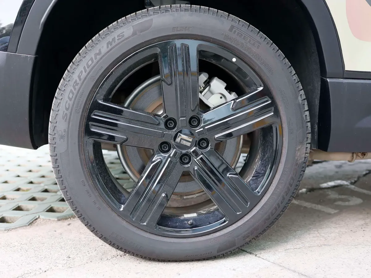 2024 ROX 01 1.5T 152HP L4 REEV 58.4KWH,autocango,china used car exporter,china ev exporter,chinese used car exporter,chinese used ev exporter