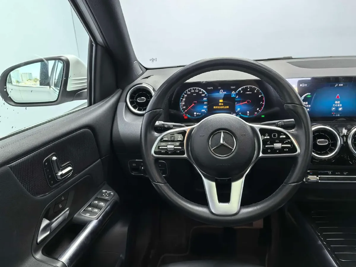 2022 Mercedes-Benz B Class 1.3T 163HP L4 7DCT,autocango,china used car exporter,china ev exporter,chinese used car exporter,chinese used ev exporter