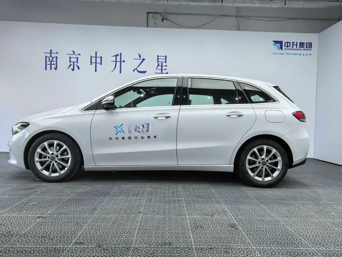 2022 Mercedes-Benz B Class 1.3T 163HP L4 7DCT,autocango,china used car exporter,china ev exporter,chinese used car exporter,chinese used ev exporter