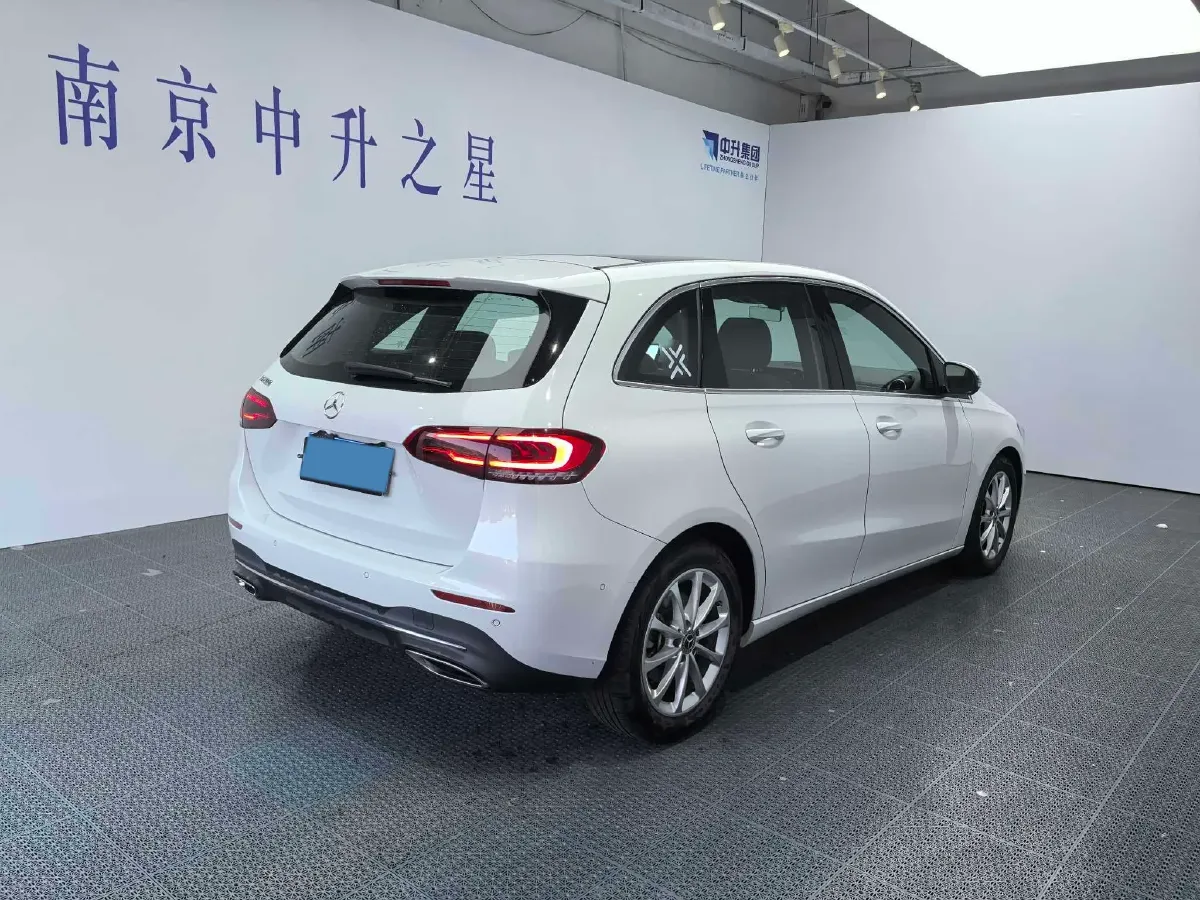 2022 Mercedes-Benz B Class 1.3T 163HP L4 7DCT,autocango,china used car exporter,china ev exporter,chinese used car exporter,chinese used ev exporter