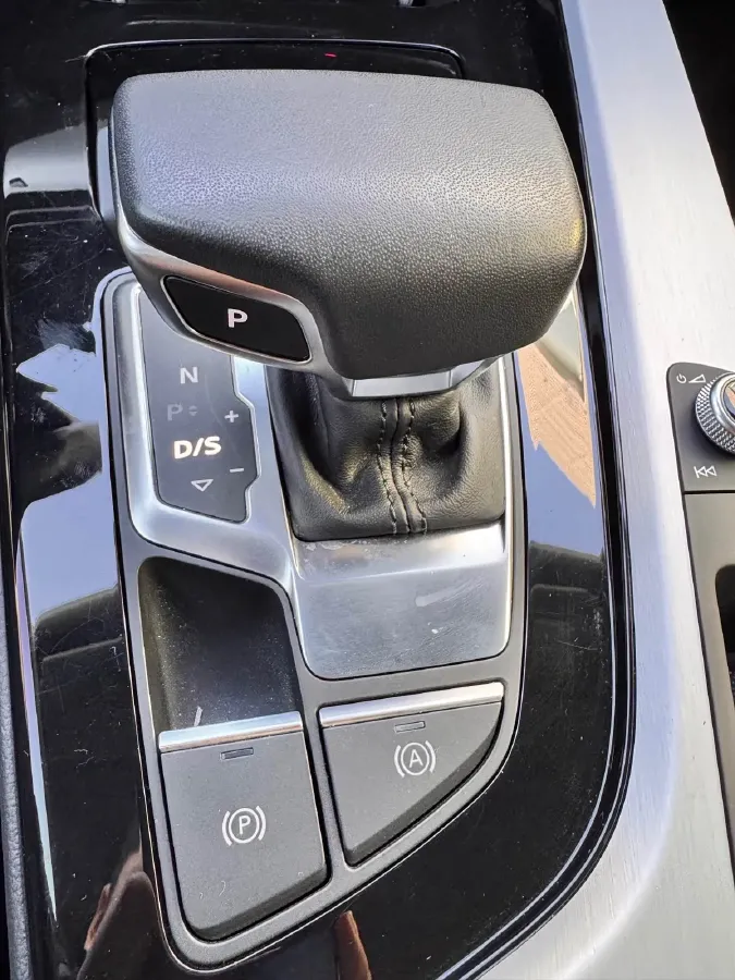 2023 Audi A5 2.0T 204HP L4 7DCT,autocango,china used car exporter,china ev exporter,chinese used car exporter,chinese used ev exporter