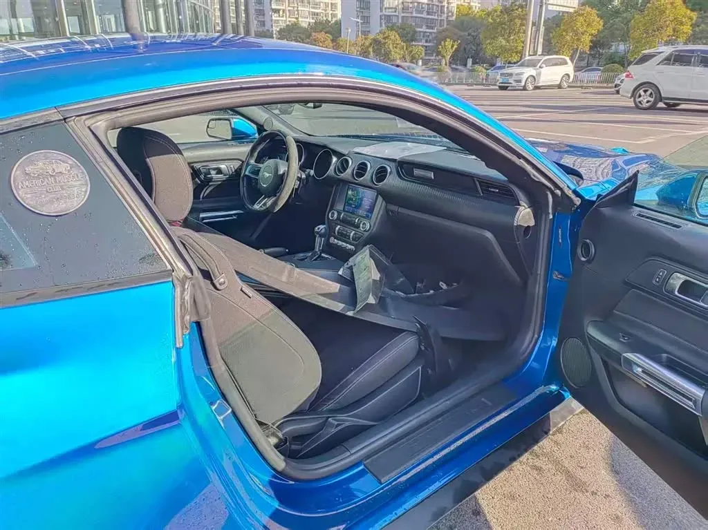 2017 Ford Mustang 2.3T 314HP L4 6AT,autocango,china used car exporter,china ev exporter,chinese used car exporter,chinese used ev exporter