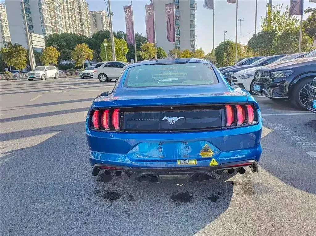 2017 Ford Mustang 2.3T 314HP L4 6AT,autocango,china used car exporter,china ev exporter,chinese used car exporter,chinese used ev exporter
