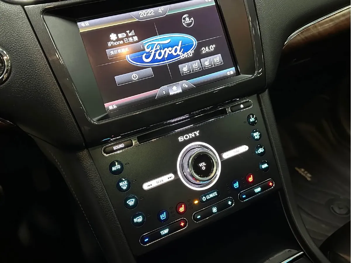 2015 Ford Taurus 2.7T 329HP V6 6AT,autocango,china used car exporter,china ev exporter,chinese used car exporter,chinese used ev exporter