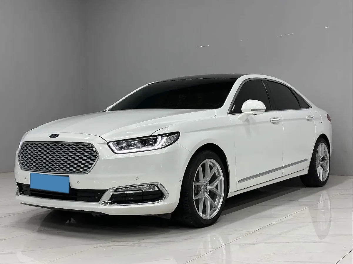 2015 Ford Taurus 2.7T 329HP V6 6AT,autocango,china used car exporter,china ev exporter,chinese used car exporter,chinese used ev exporter