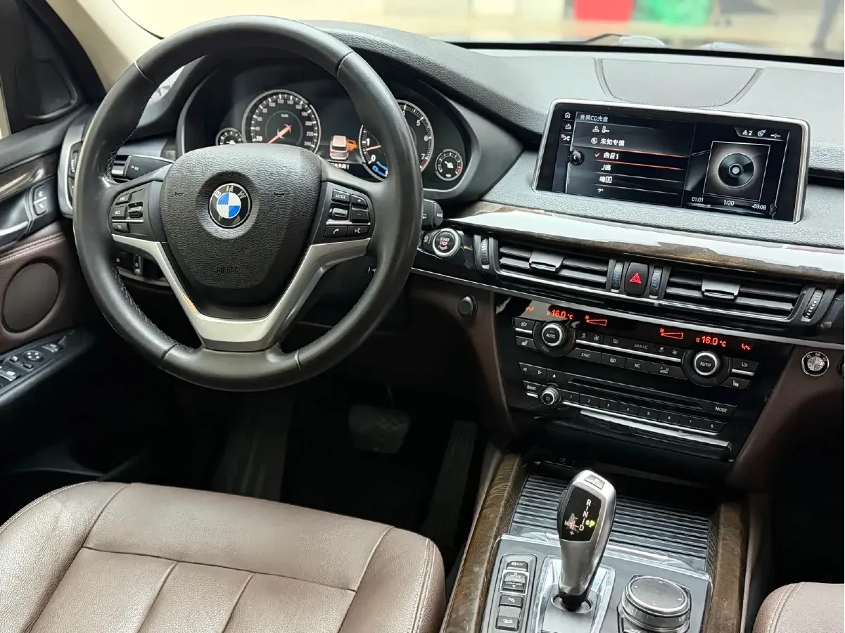 2017 BMW X5 3.0T 306HP L6 8AT,autocango,china used car exporter,china ev exporter,chinese used car exporter,chinese used ev exporter