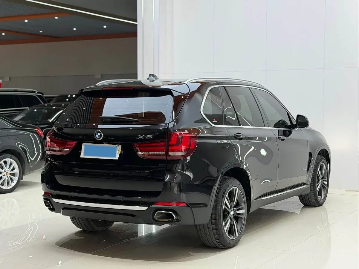 2017 BMW X5 3.0T 306HP L6 8AT,autocango,china used car exporter,china ev exporter,chinese used car exporter,chinese used ev exporter