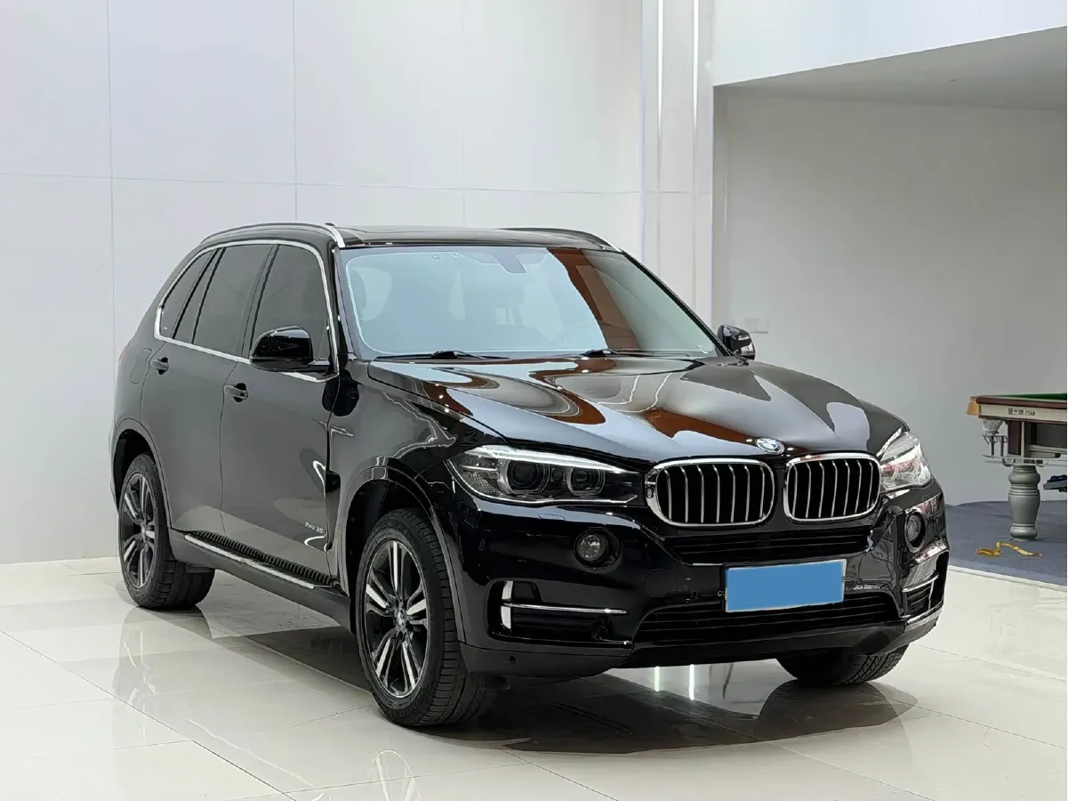 2017 BMW X5 3.0T 306HP L6 8AT,autocango,china used car exporter,china ev exporter,chinese used car exporter,chinese used ev exporter