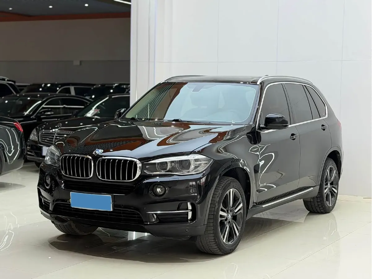 2017 BMW X5 3.0T 306HP L6 8AT,autocango,china used car exporter,china ev exporter,chinese used car exporter,chinese used ev exporter