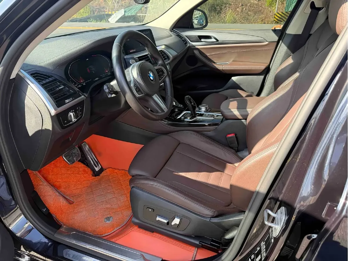 2021 BMW X4 2.0T 184HP L4 8AT,autocango,china used car exporter,china ev exporter,chinese used car exporter,chinese used ev exporter