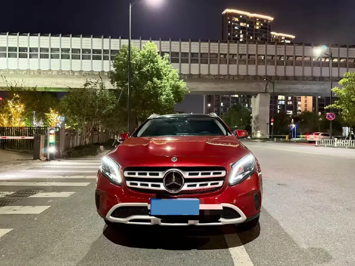 2018 Mercedes-Benz GLA Class 1.6T 156HP L4 7DCT