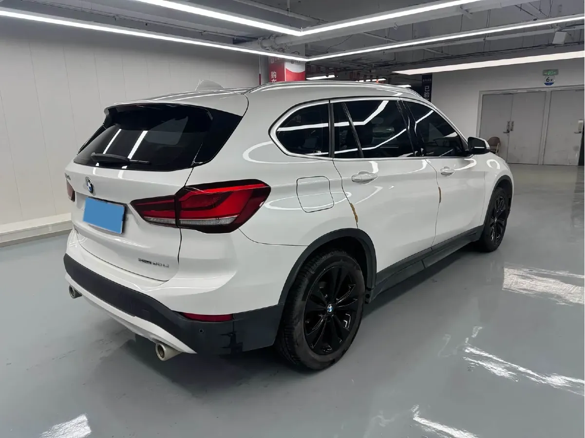 2020 BMW X1 1.5T 140HP L3 7DCT,autocango,china used car exporter,china ev exporter,chinese used car exporter,chinese used ev exporter