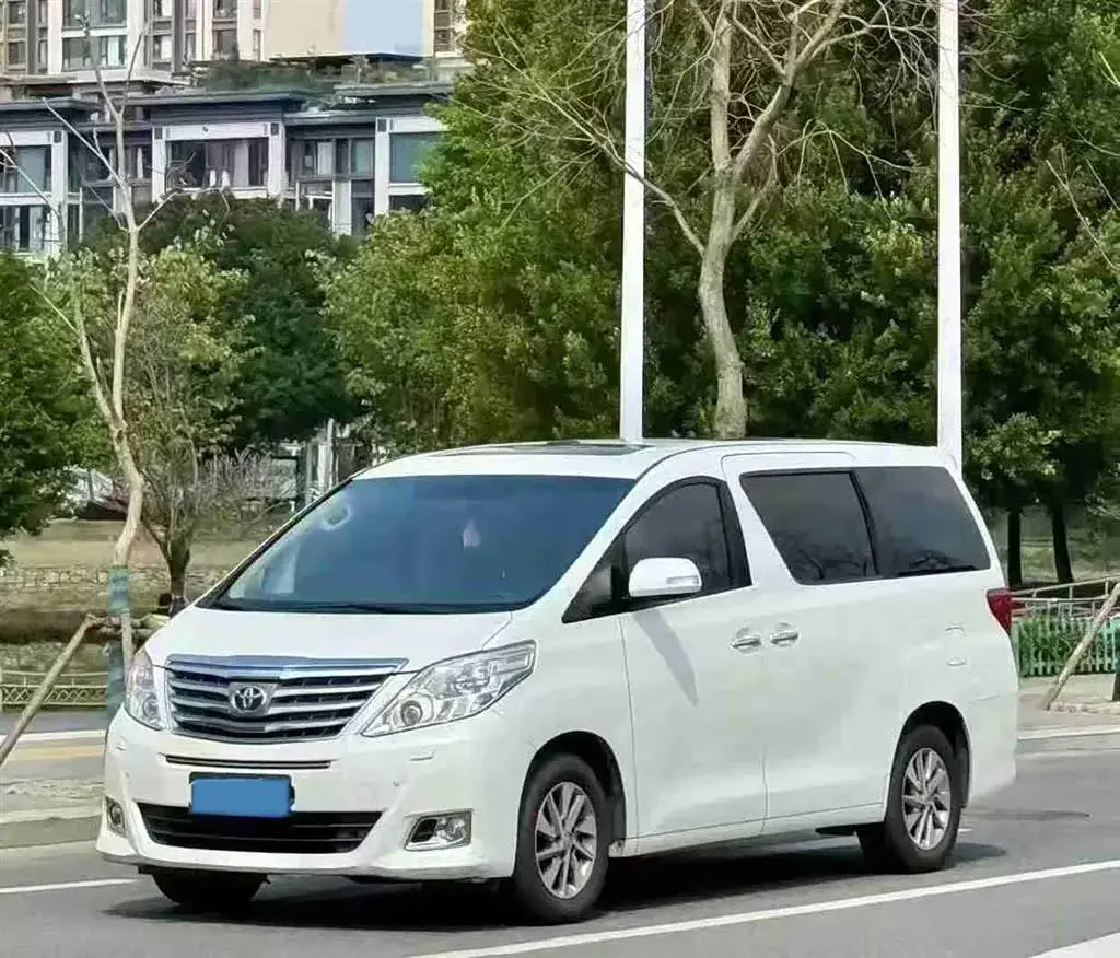 2012 Toyota Alphard 3.5L 275HP V6 6AT