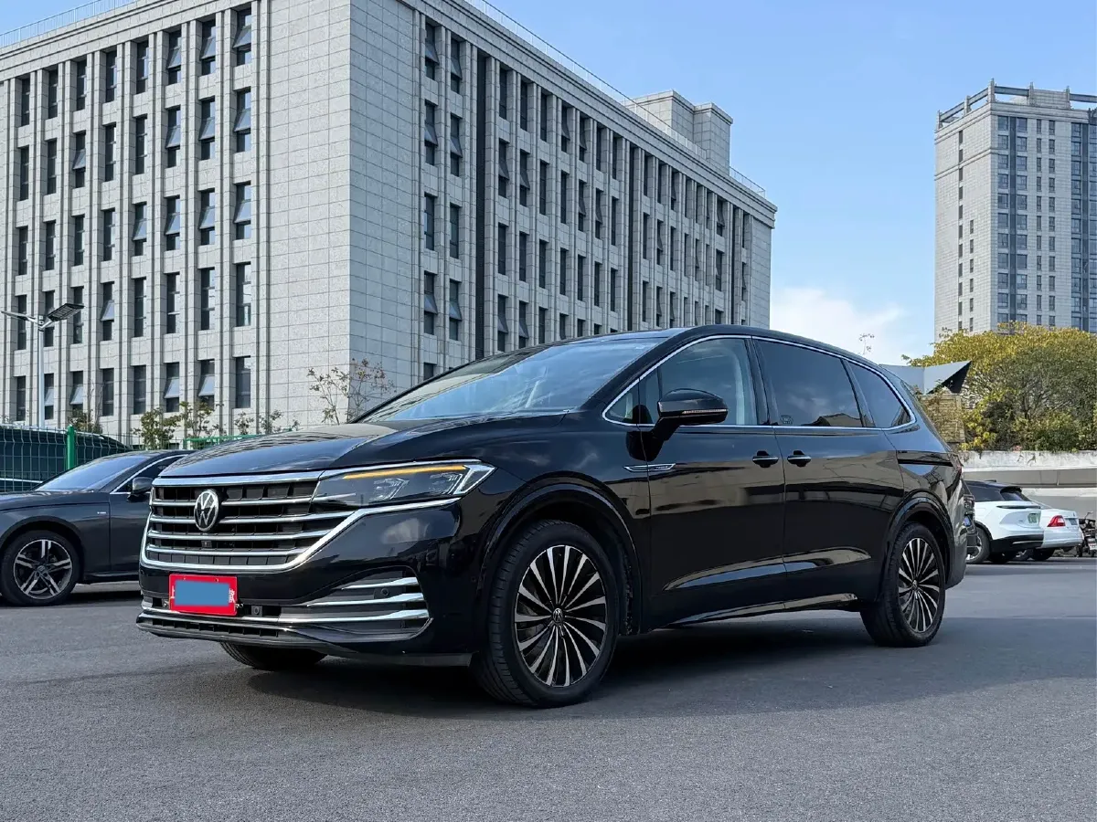 2022 Volkswagen Viloran 2.0T 220HP L4 7DCT,autocango,china used car exporter,china ev exporter,chinese used car exporter,chinese used ev exporter