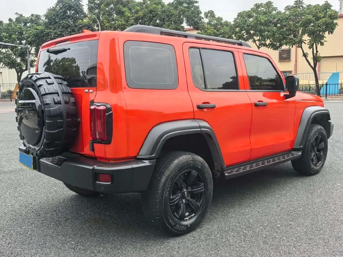 2021 Tank 300 2.0T 227HP L4 8AT,autocango,china used car exporter,china ev exporter,chinese used car exporter,chinese used ev exporter