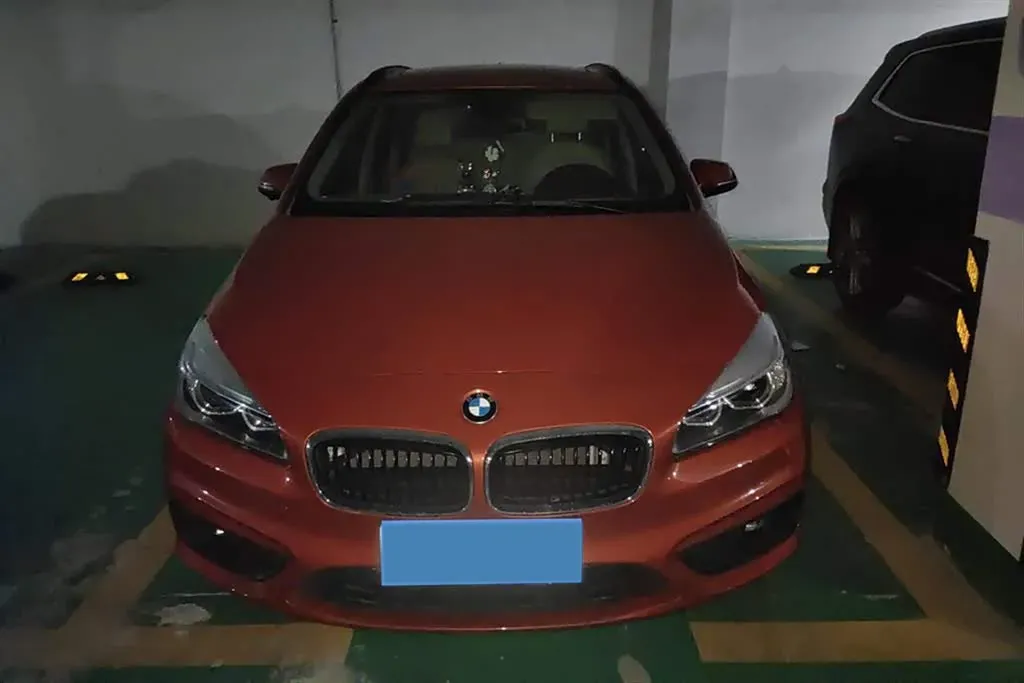 2016 BMW 2 Series Wagon 1.5T 136HP L3 6AT,autocango,china used car exporter,china ev exporter,chinese used car exporter,chinese used ev exporter