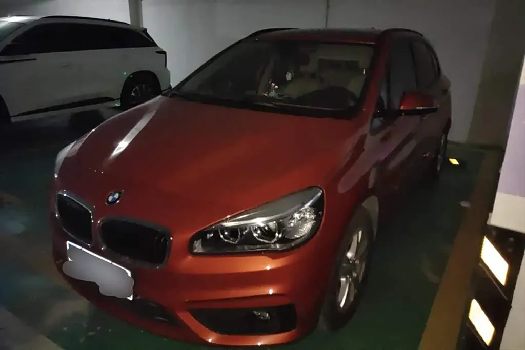2016 BMW 2 Series Wagon 1.5T 136HP L3 6AT,autocango,china used car exporter,china ev exporter,chinese used car exporter,chinese used ev exporter