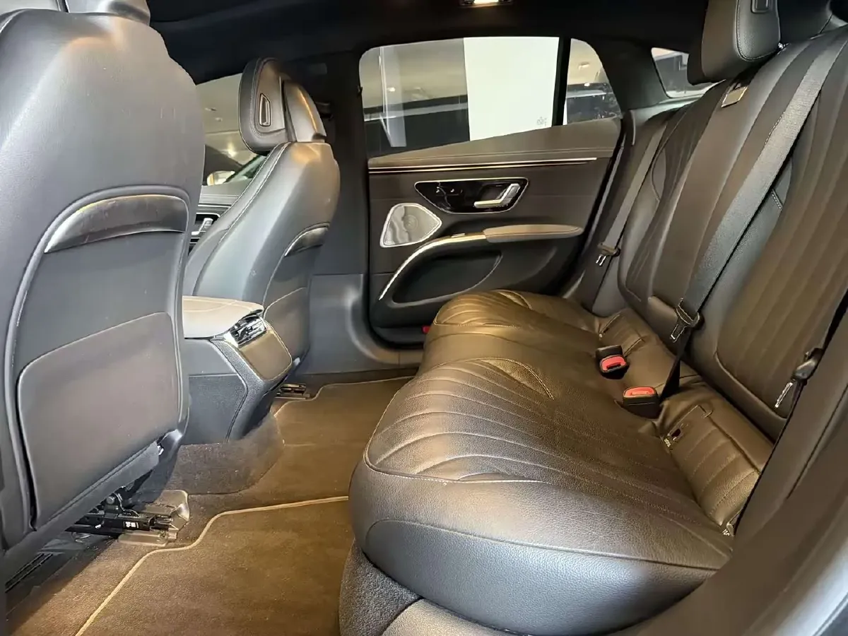 2022 Mercedes-Benz EQS Class BEV 111.8KWH,autocango,china used car exporter,china ev exporter,chinese used car exporter,chinese used ev exporter