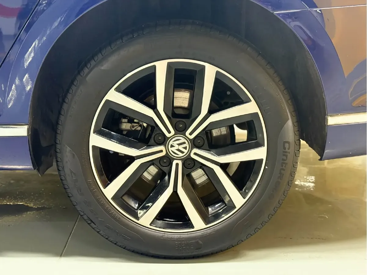 2016 Volkswagen Alltrack 2.0T 220HP L4 6DCT,autocango,china used car exporter,china ev exporter,chinese used car exporter,chinese used ev exporter