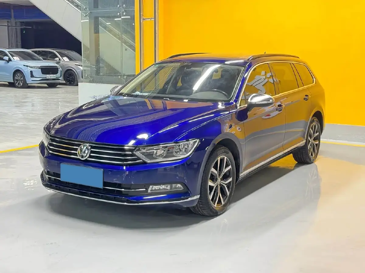 2016 Volkswagen Alltrack 2.0T 220HP L4 6DCT