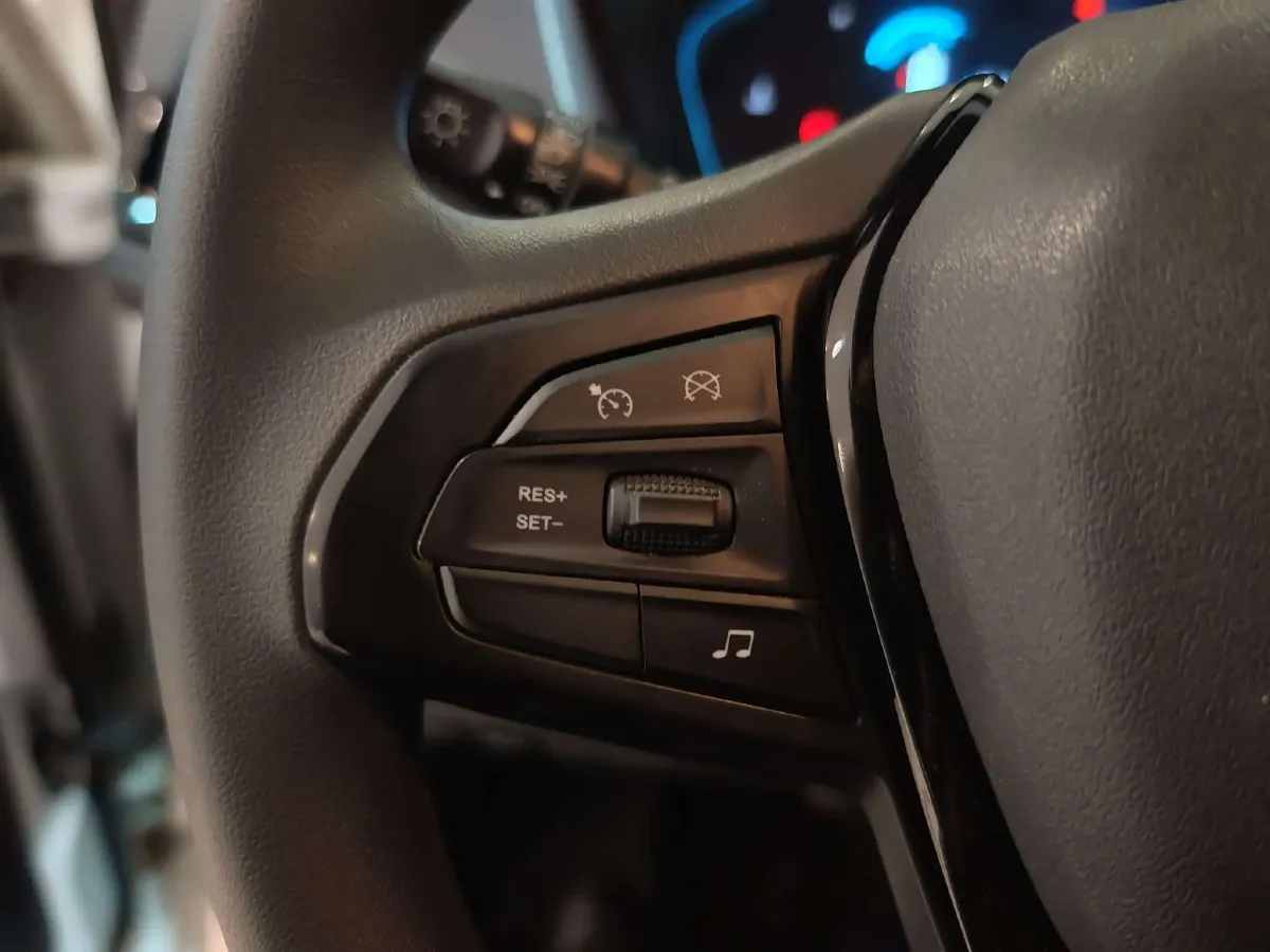 2019 ChangAn CS15 1.5L 107HP L4 5DCT,autocango,china used car exporter,china ev exporter,chinese used car exporter,chinese used ev exporter