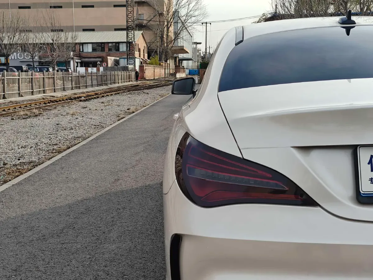 2017 Mercedes-Benz CLA Class 2.0T 184HP L4 7DCT,autocango,china used car exporter,china ev exporter,chinese used car exporter,chinese used ev exporter