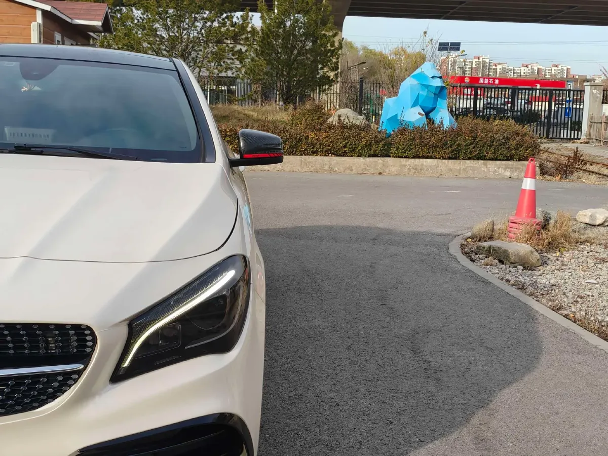 2017 Mercedes-Benz CLA Class 2.0T 184HP L4 7DCT,autocango,china used car exporter,china ev exporter,chinese used car exporter,chinese used ev exporter