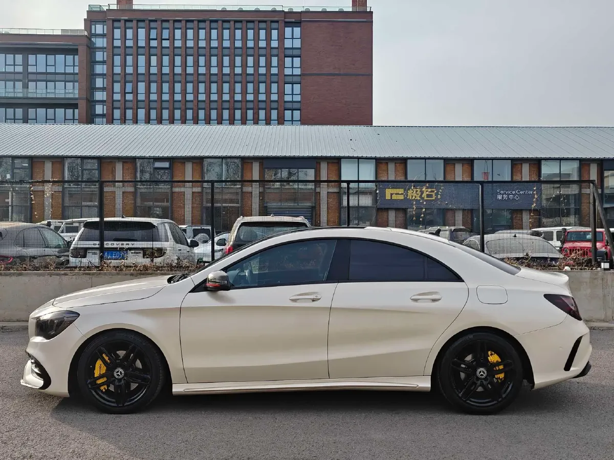 2017 Mercedes-Benz CLA Class 2.0T 184HP L4 7DCT,autocango,china used car exporter,china ev exporter,chinese used car exporter,chinese used ev exporter