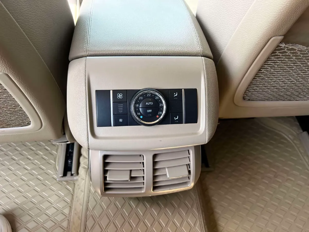 2017 Mercedes-Benz R Class 3.0T 272HP V6 7AT,autocango,china used car exporter,china ev exporter,chinese used car exporter,chinese used ev exporter