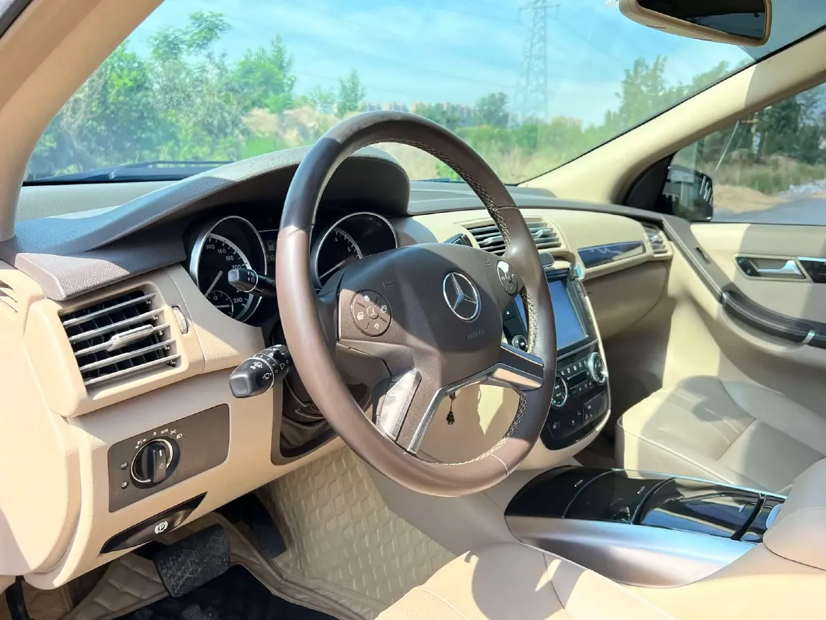 2017 Mercedes-Benz R Class 3.0T 272HP V6 7AT,autocango,china used car exporter,china ev exporter,chinese used car exporter,chinese used ev exporter