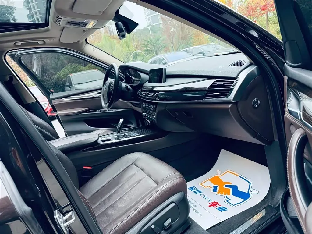 2014 BMW X5 3.0T 306HP L6 8AT,autocango,china used car exporter,china ev exporter,chinese used car exporter,chinese used ev exporter