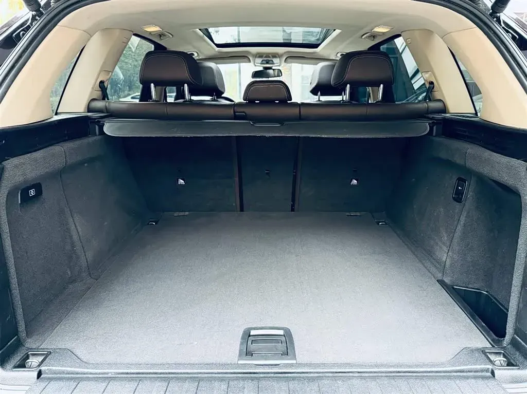 2014 BMW X5 3.0T 306HP L6 8AT,autocango,china used car exporter,china ev exporter,chinese used car exporter,chinese used ev exporter