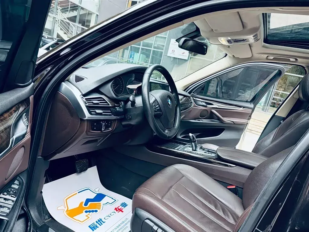 2014 BMW X5 3.0T 306HP L6 8AT,autocango,china used car exporter,china ev exporter,chinese used car exporter,chinese used ev exporter