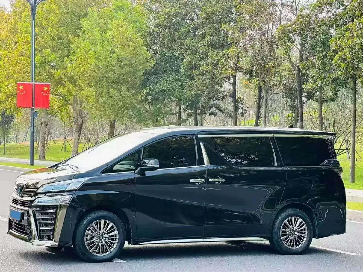 2021 Toyota Vellfire 2.5L 117HP L4 E-CVT Hybrid