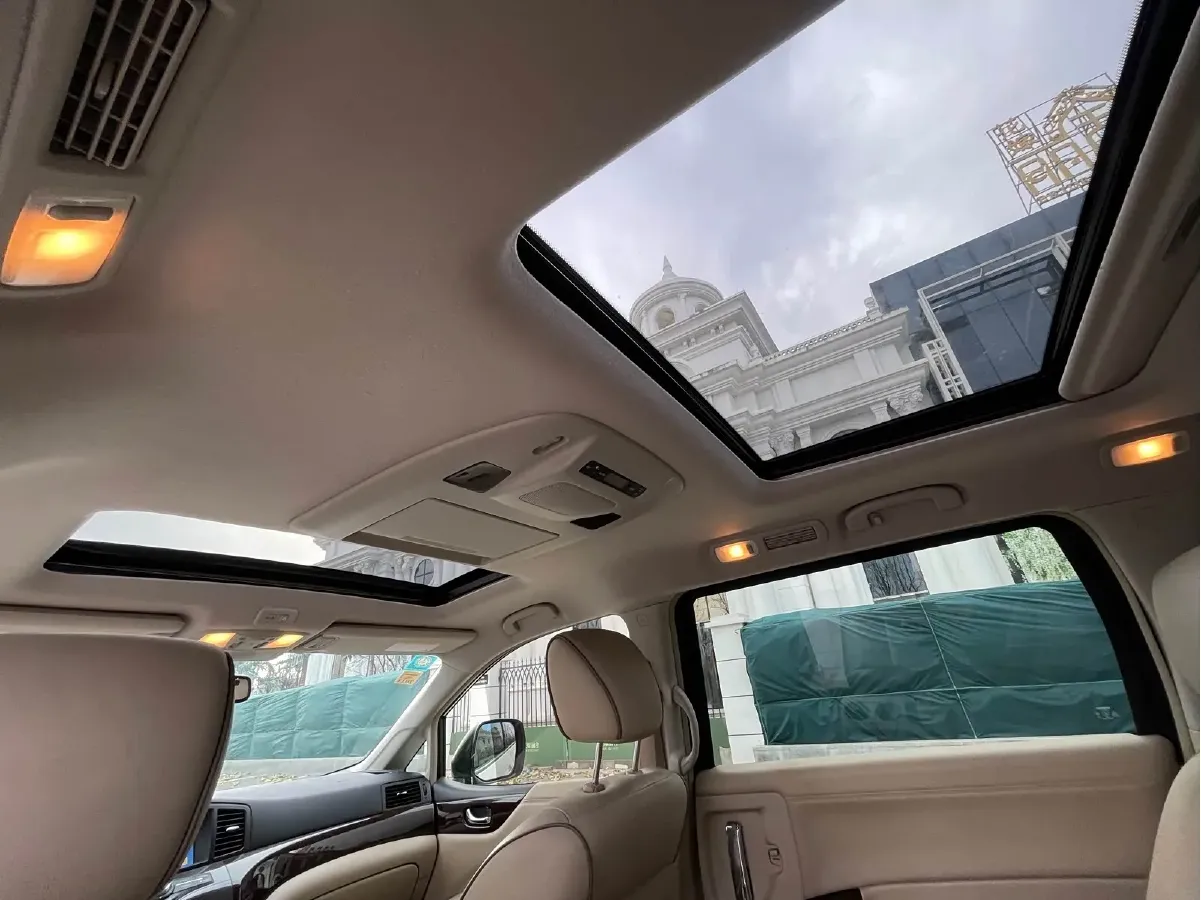 2015 Nissan Quest 3.5L 277HP V6 CVT,autocango,china used car exporter,china ev exporter,chinese used car exporter,chinese used ev exporter