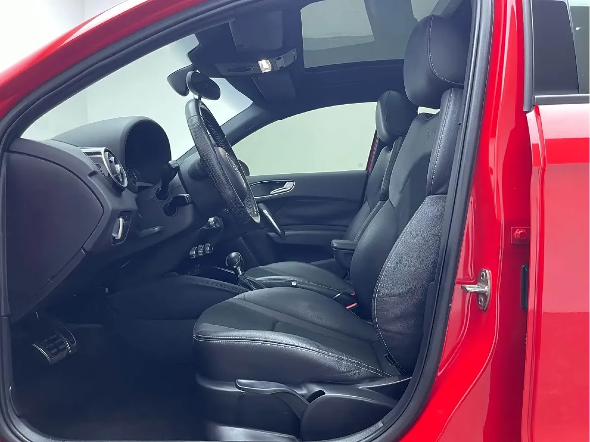 2016 Audi A1 1.4T 125HP L4 7DCT,autocango,china used car exporter,china ev exporter,chinese used car exporter,chinese used ev exporter