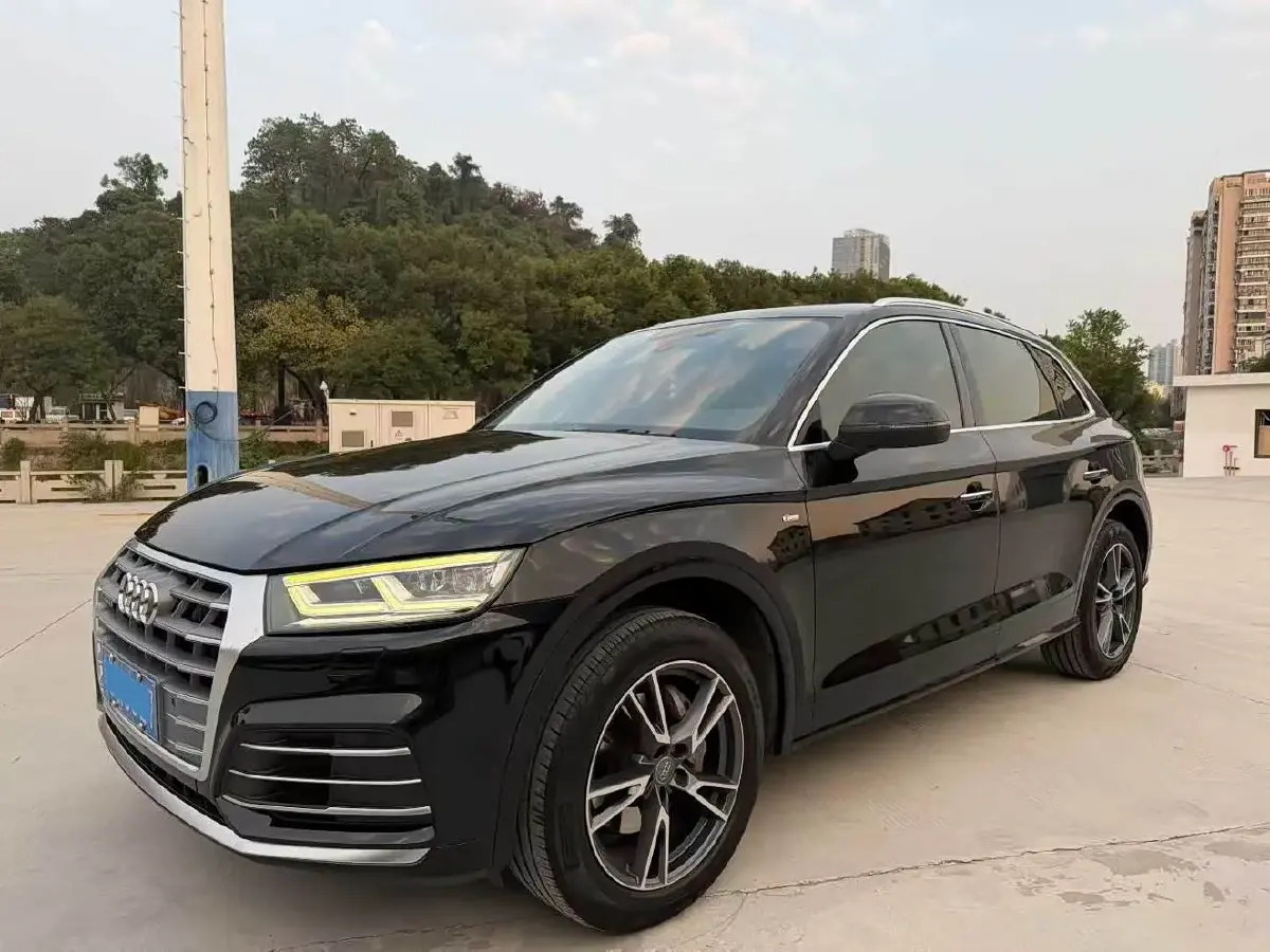 2020 Audi Q5L 2.0T 190HP L4 7DCT