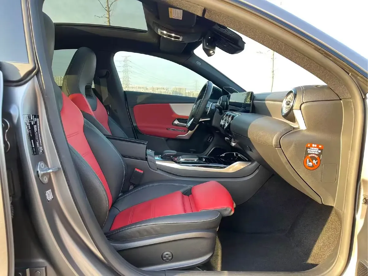 2021 Mercedes-Benz CLA AMG 2.0T 306HP L4 7DCT,autocango,china used car exporter,china ev exporter,chinese used car exporter,chinese used ev exporter